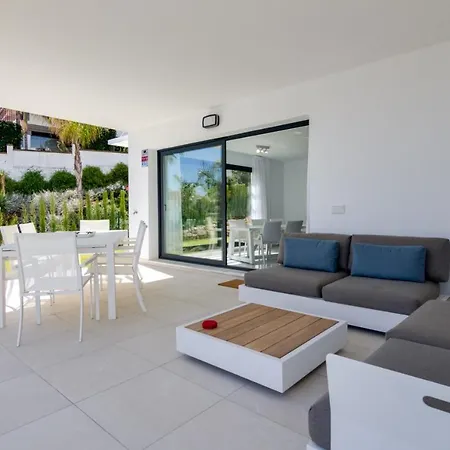 Apartment Nazules